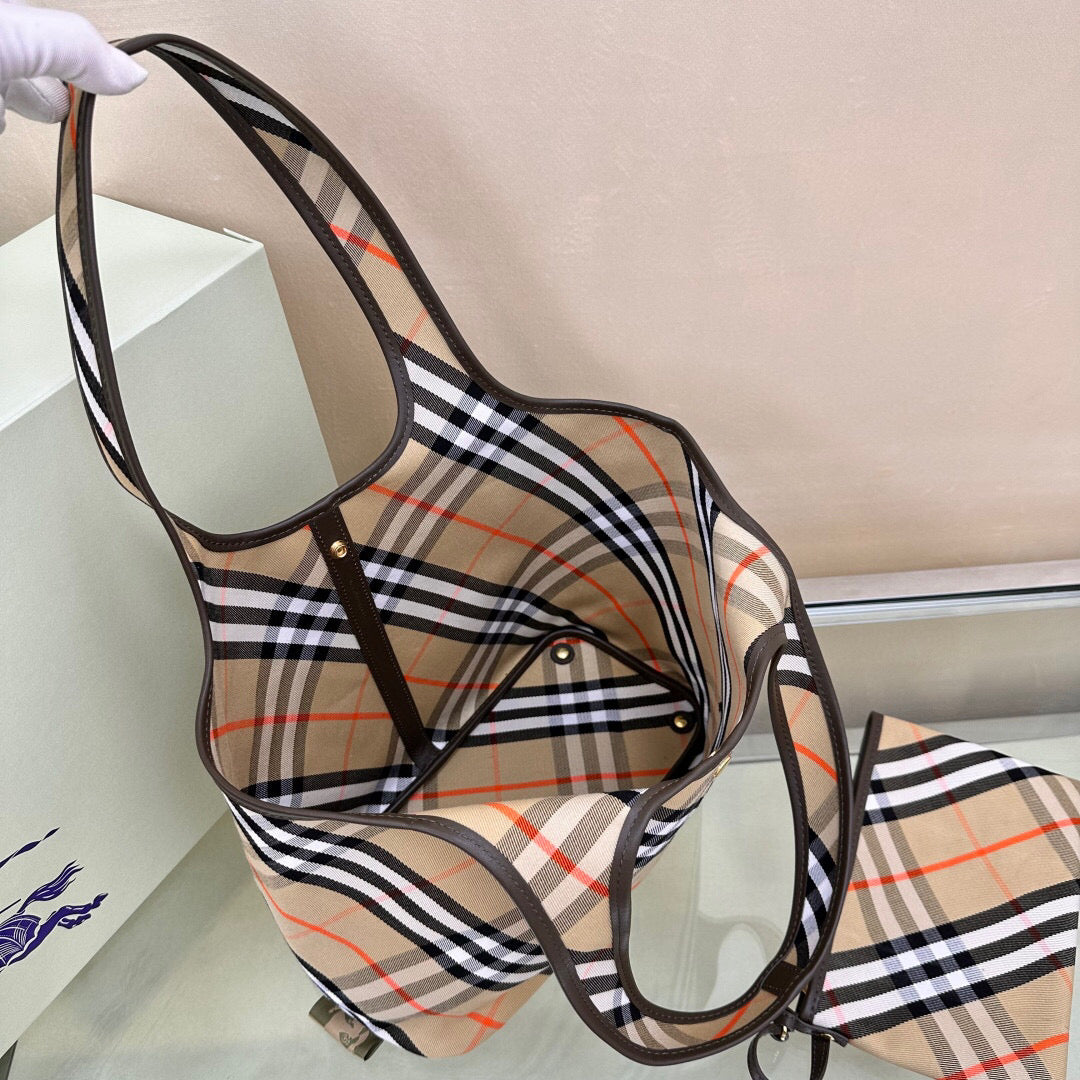 Burberry Shoulder Bag