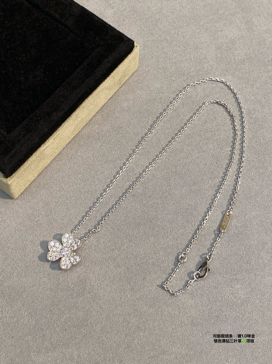 Van Cleef & Arpels Necklace