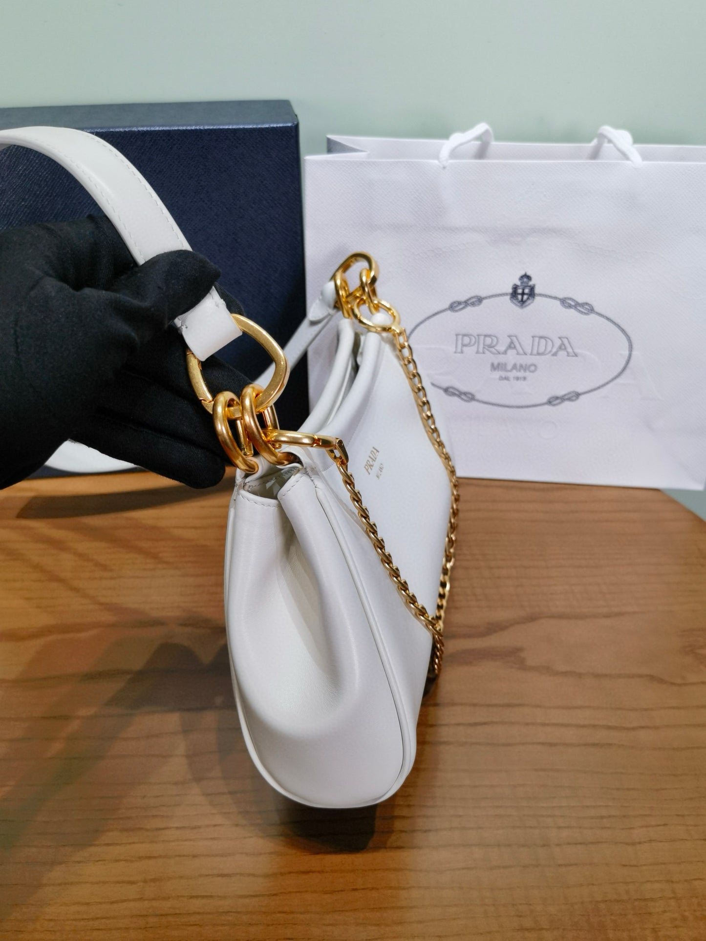 PD Enchaine Shoulder Bag