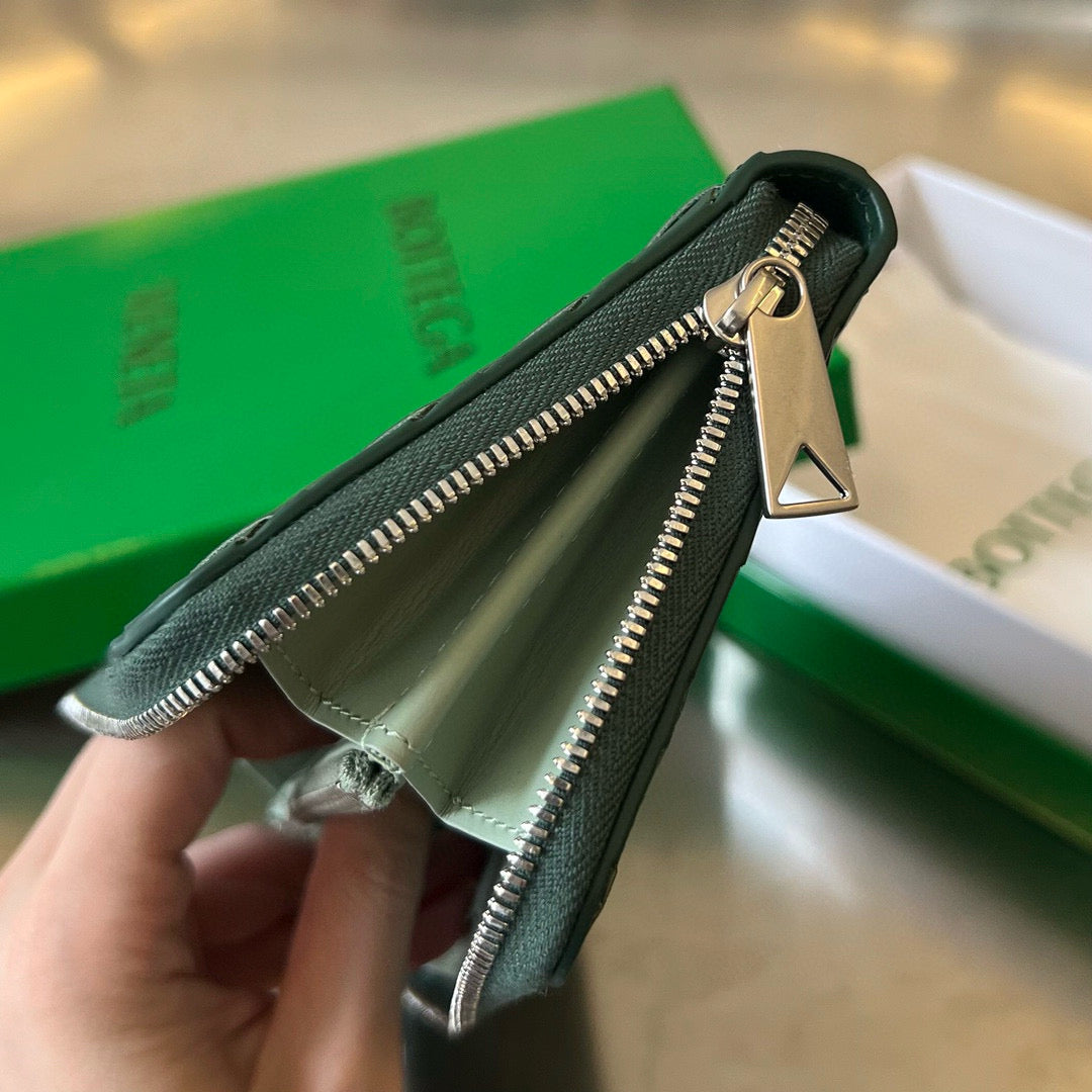 Bottega Veneta Long Zipped Wallet