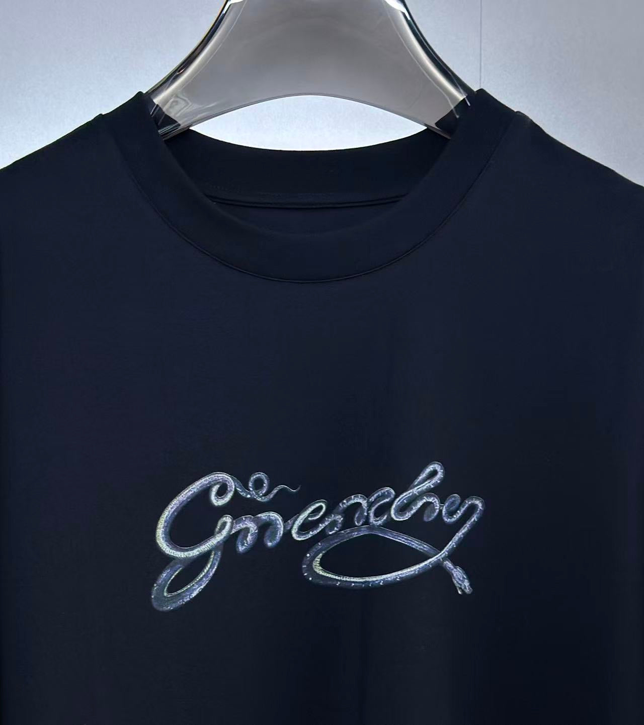 Givenchy T-Shirt