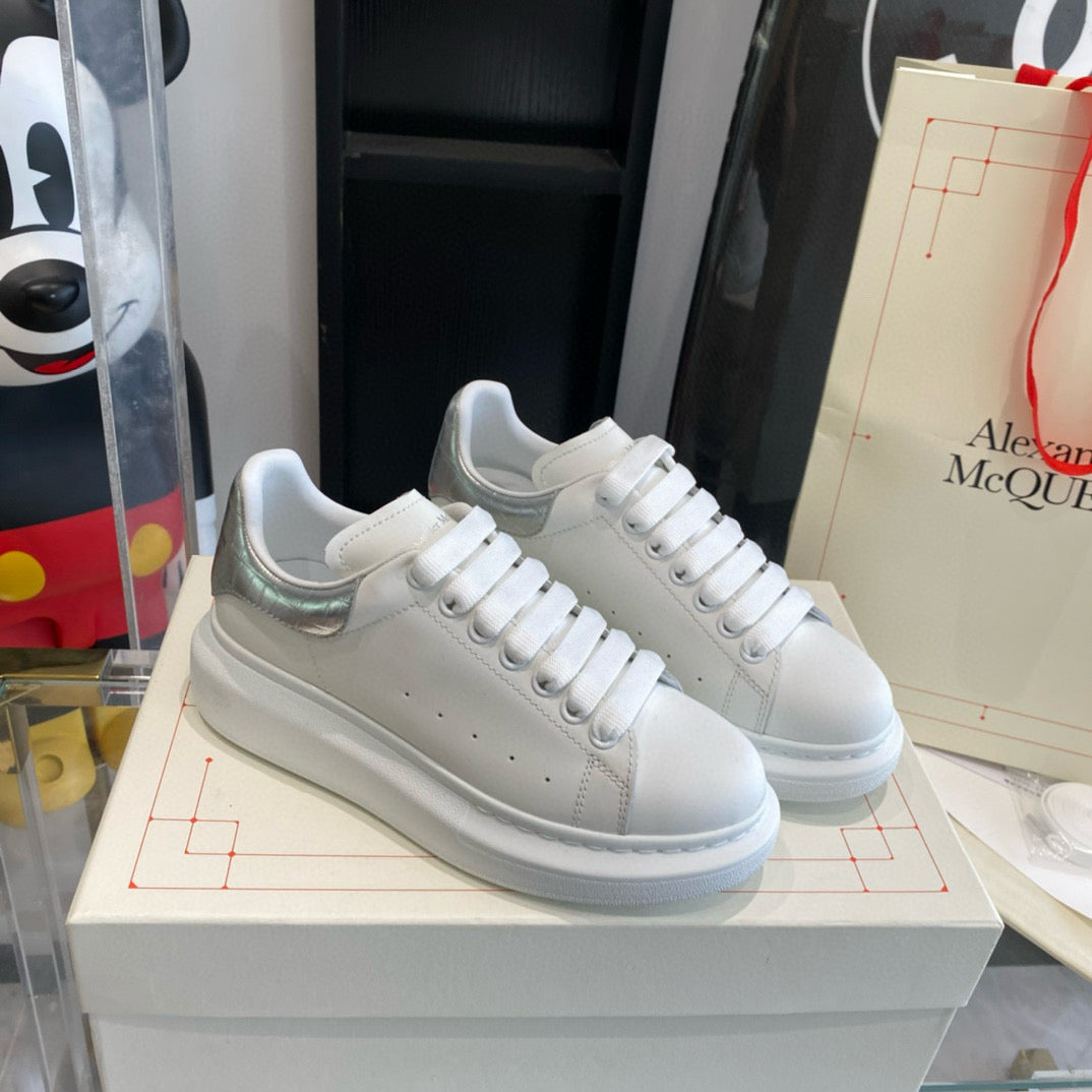 Alexander McQueen Sneakers