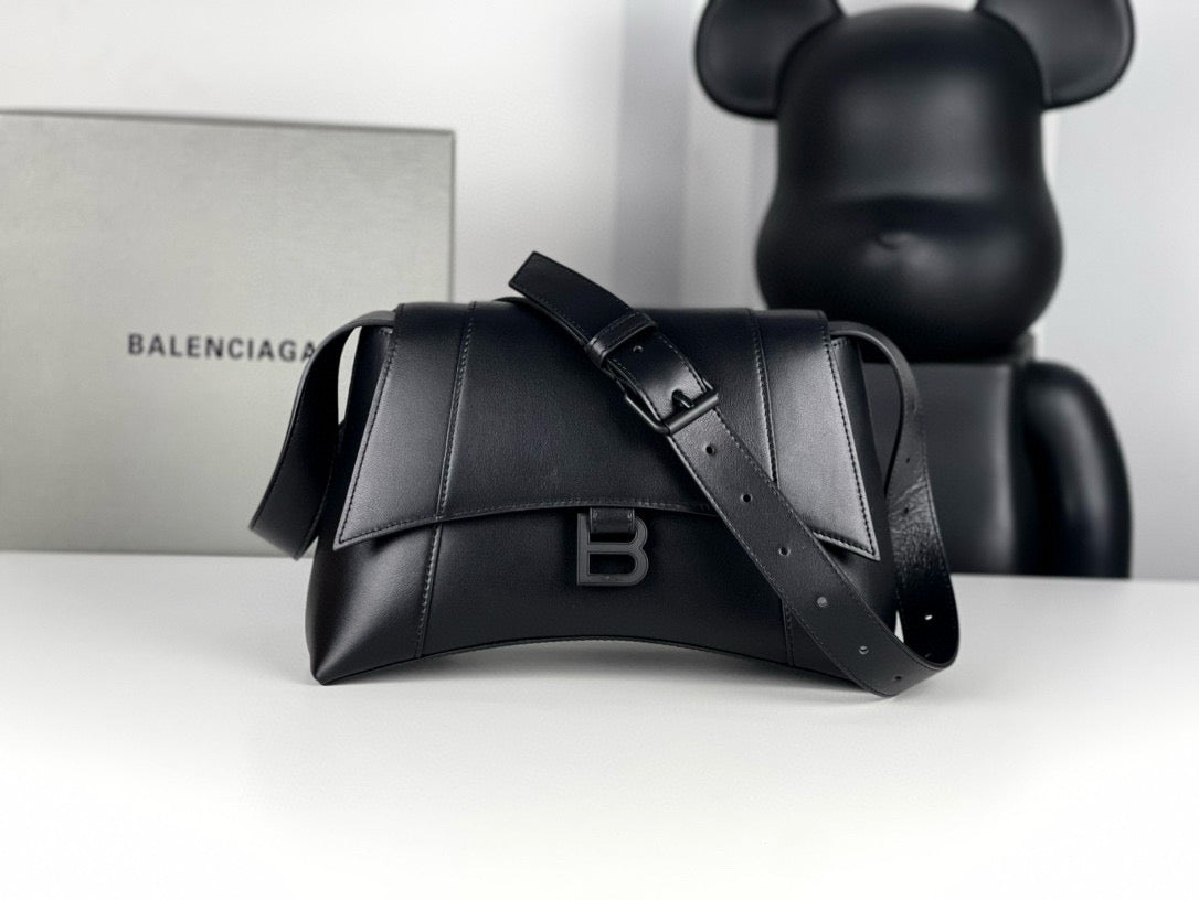 BLCG Downtown Leather Shoulder Bag