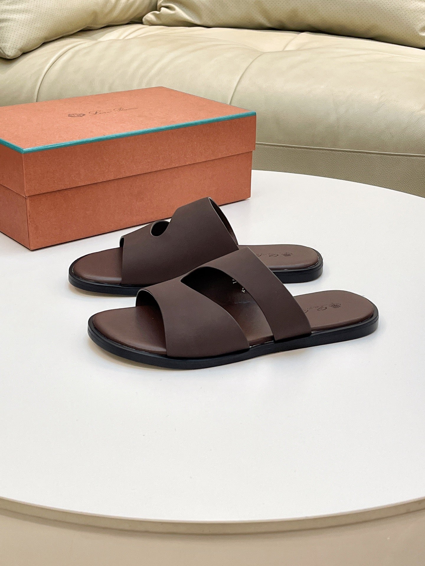LP Sandals