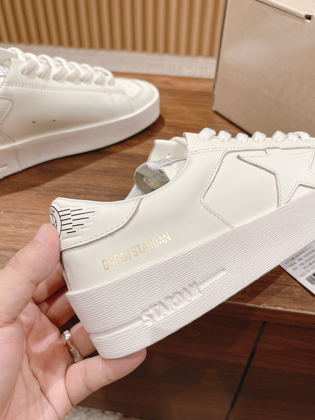 Golden Goose Sneaker