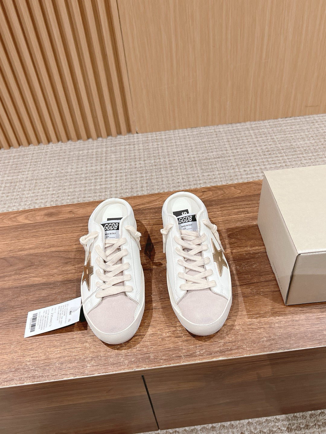 Golden Goose Sneaker