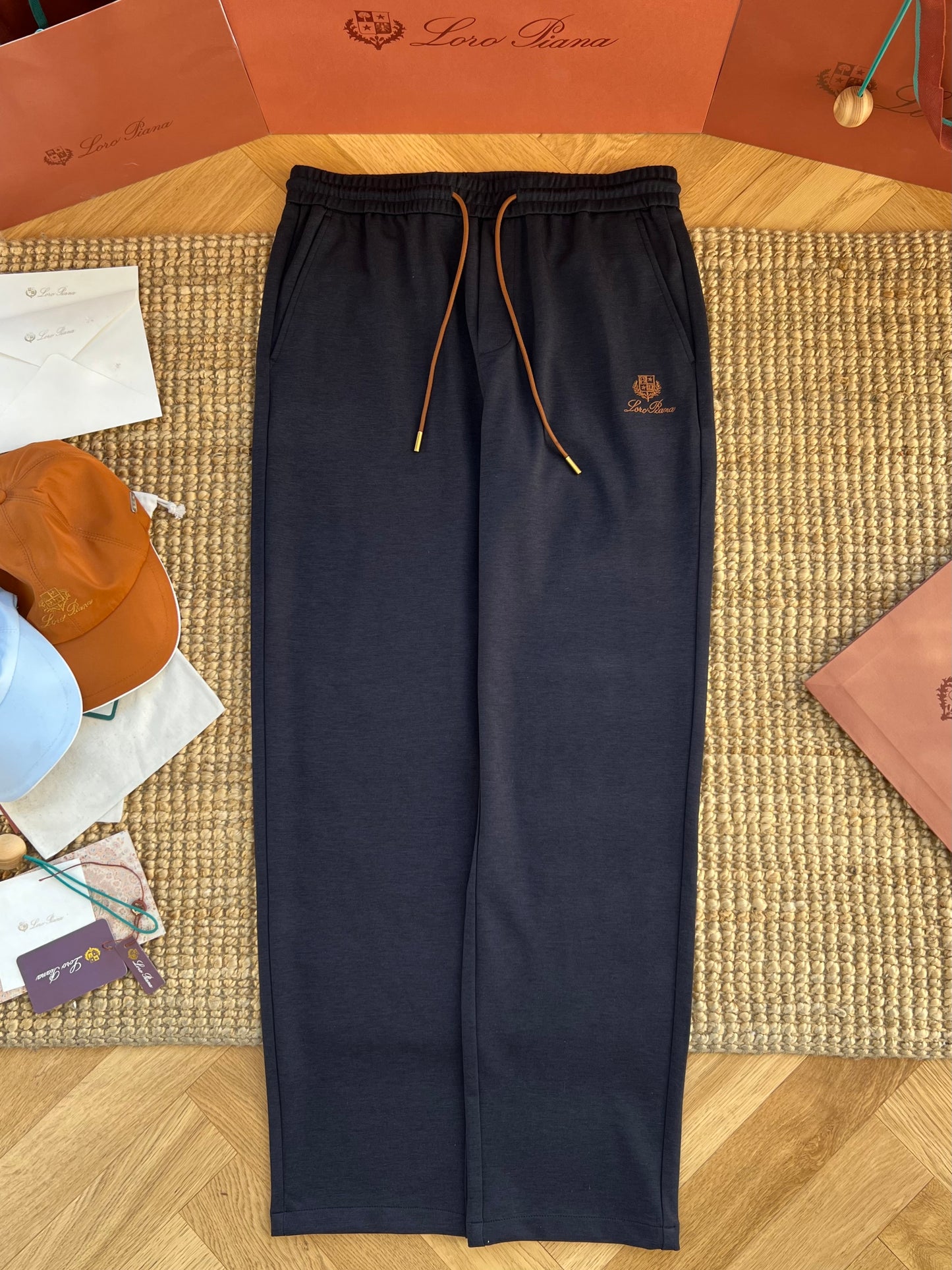 LP Long Pants