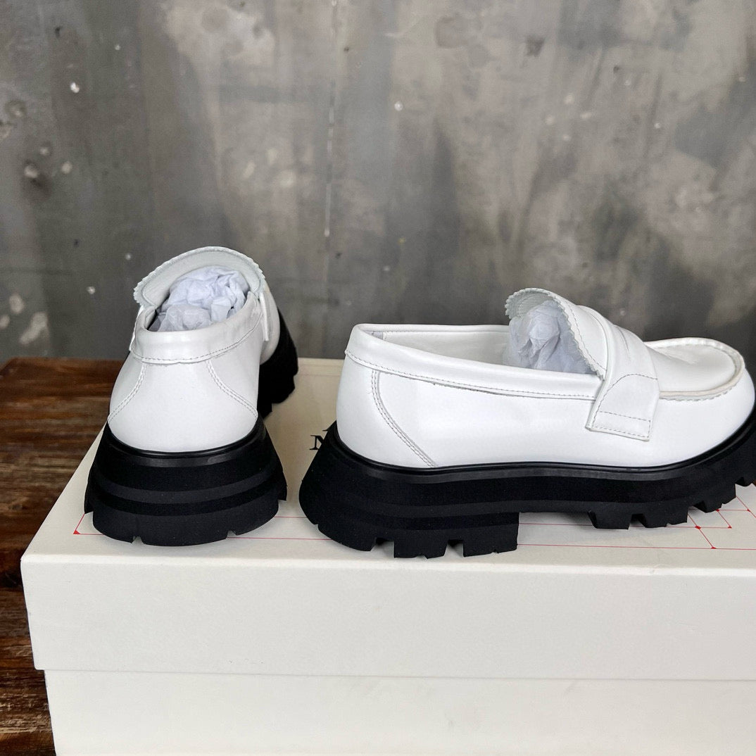 Alexander McQueen Loafer