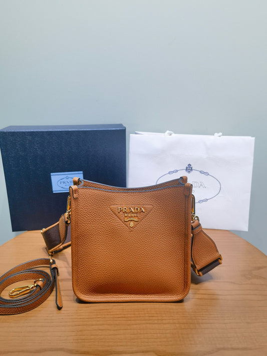PD Arque Shoulder Bag 19x20x6cm