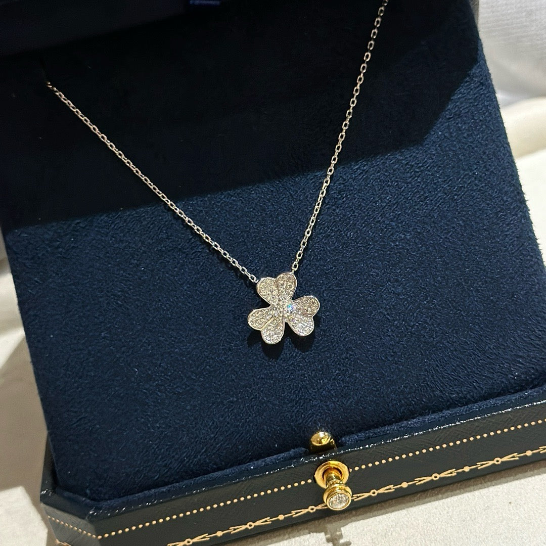 Van Cleef & Arpels Necklace