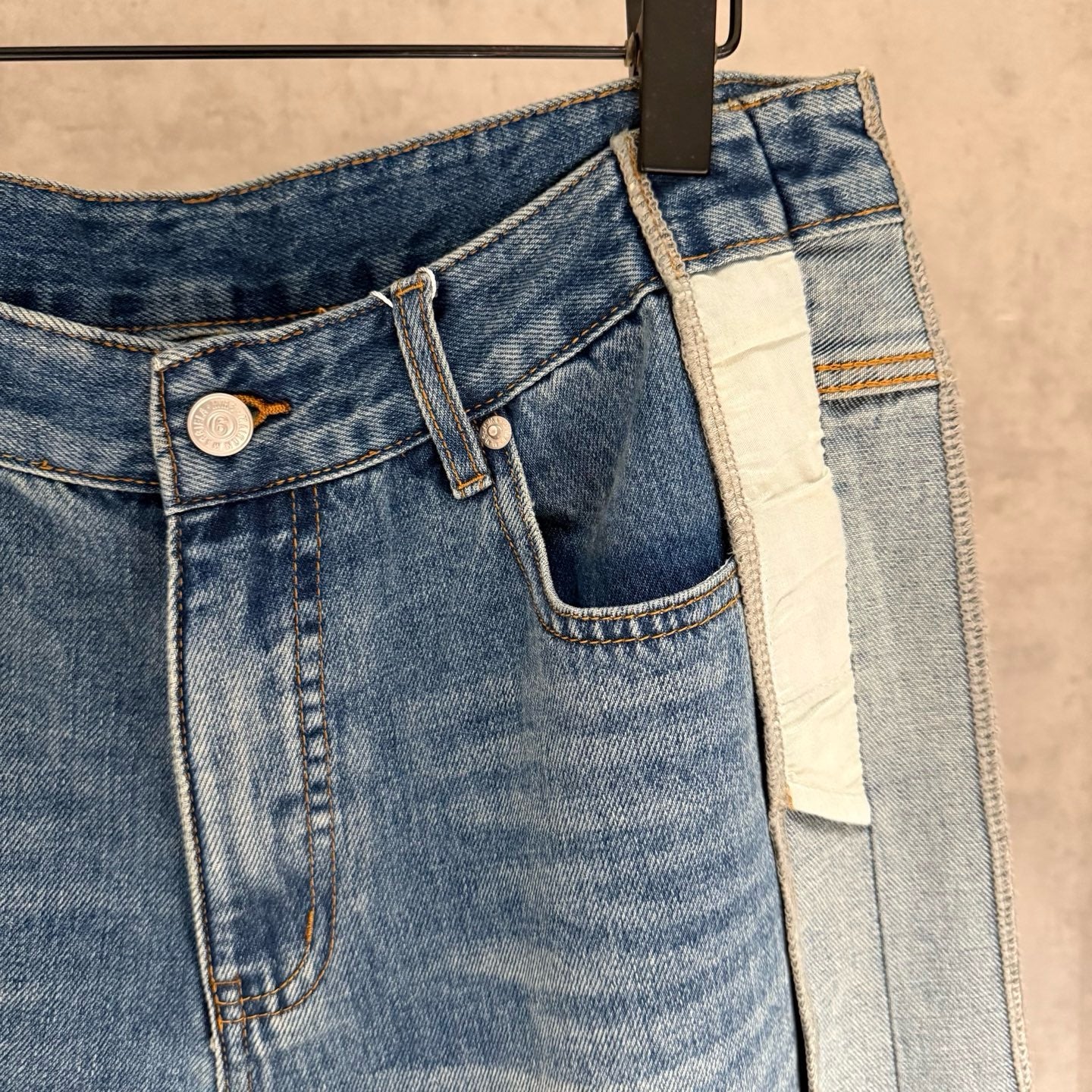 MM6 Short Jeans