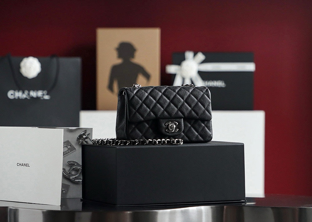 Chanel CF Mini Bag (12x20x6cm)