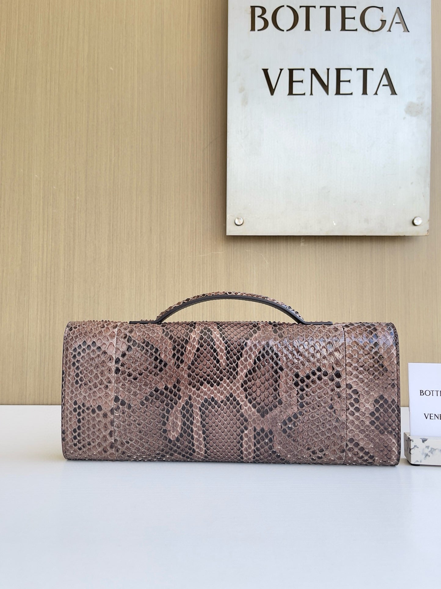 BV Andiamo Clutch Bag