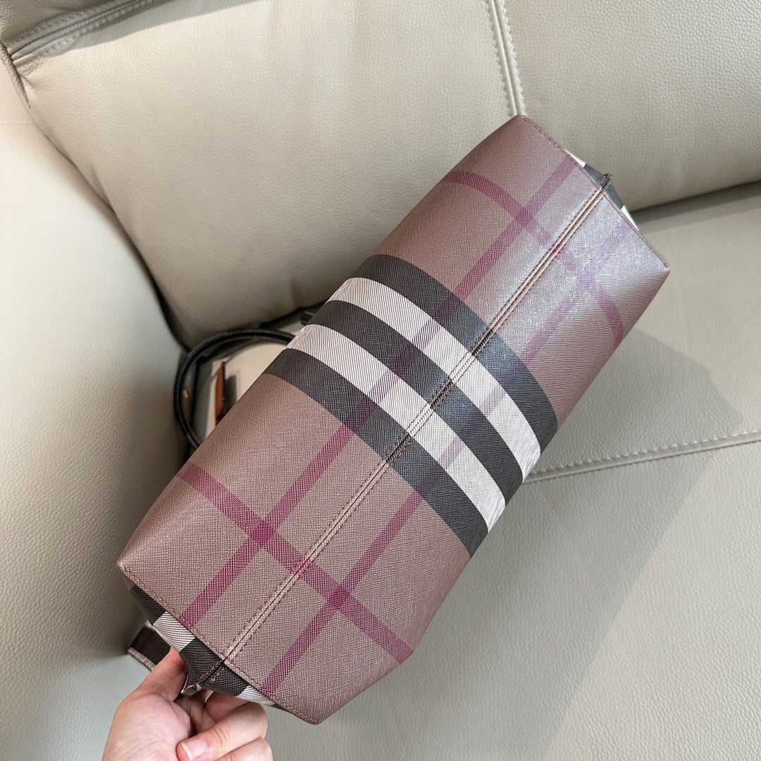 Burberry Tote