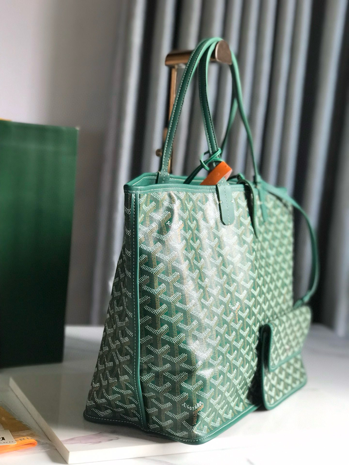 GOYARD REVERSIBLE ANJOU 34*28*15