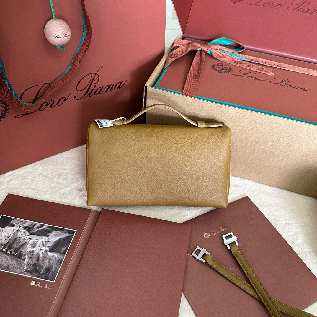 Loro Piana L19（11x19x6.5CM）