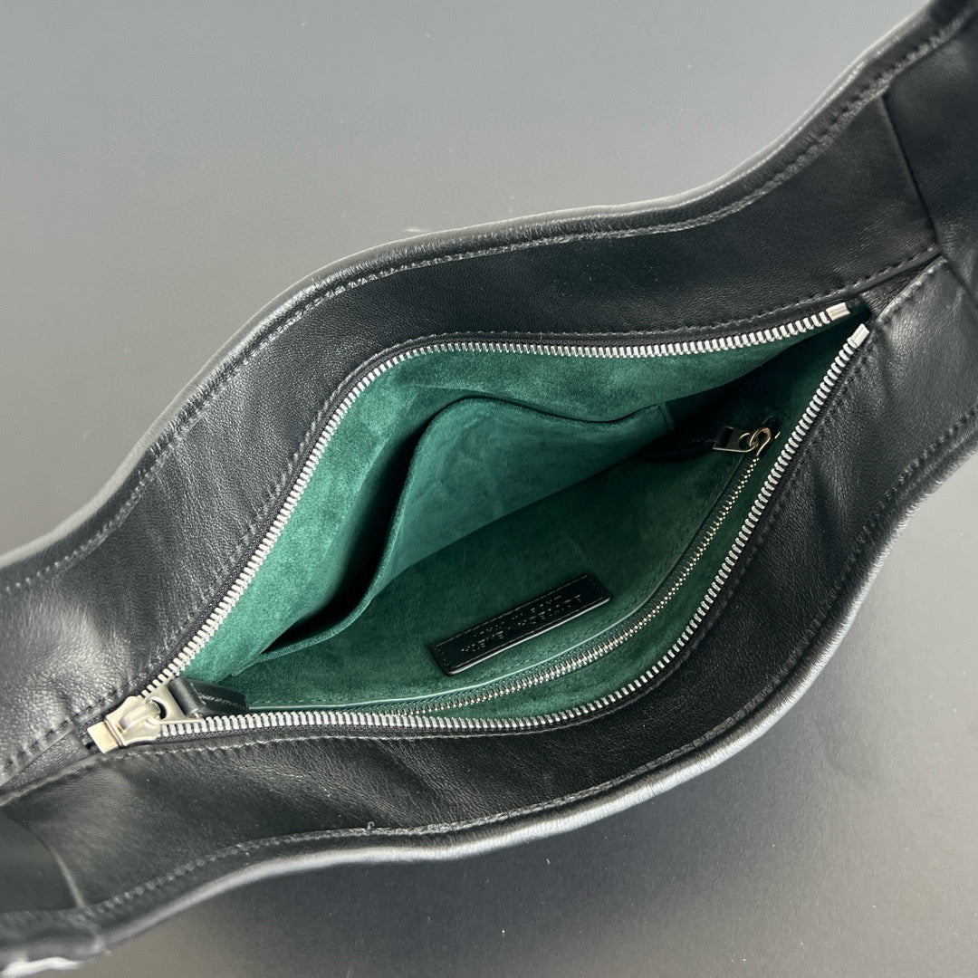 BV Woven Bag 38x24x2CM