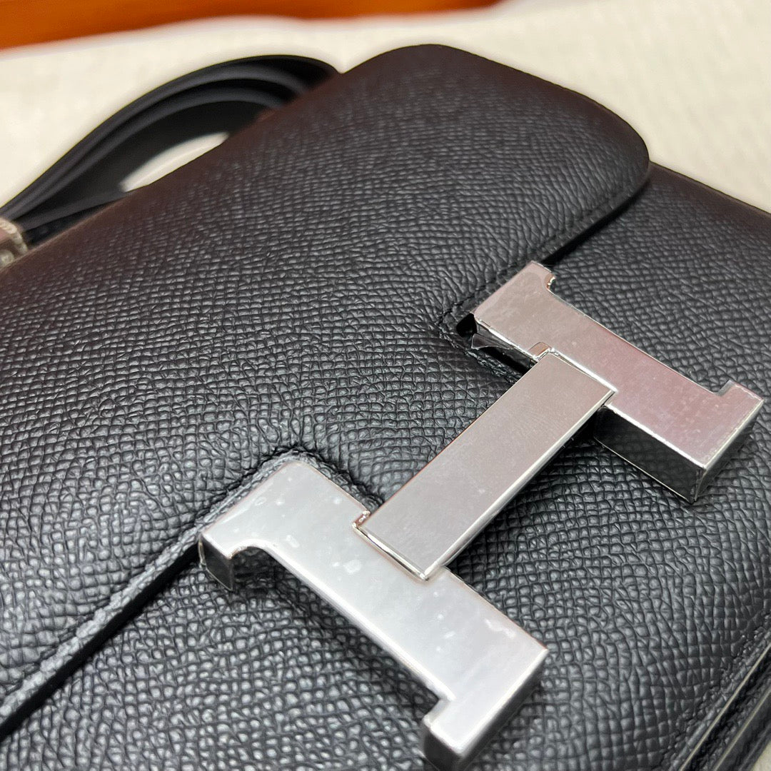 Hermes Constance 19
