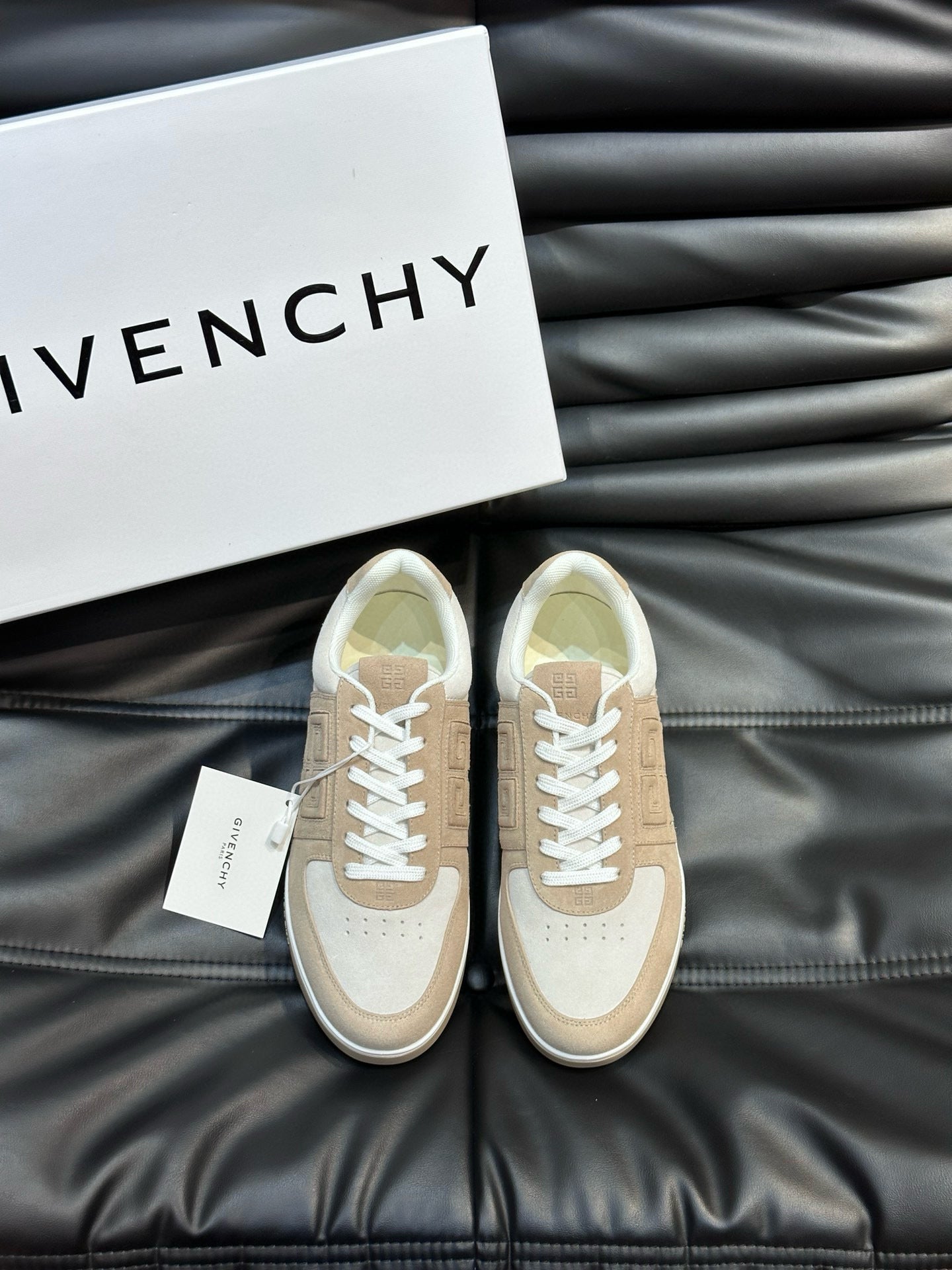Givenchy Sneakers