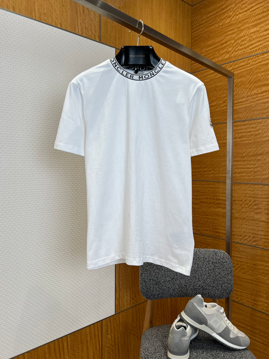 Moncler T-shirt