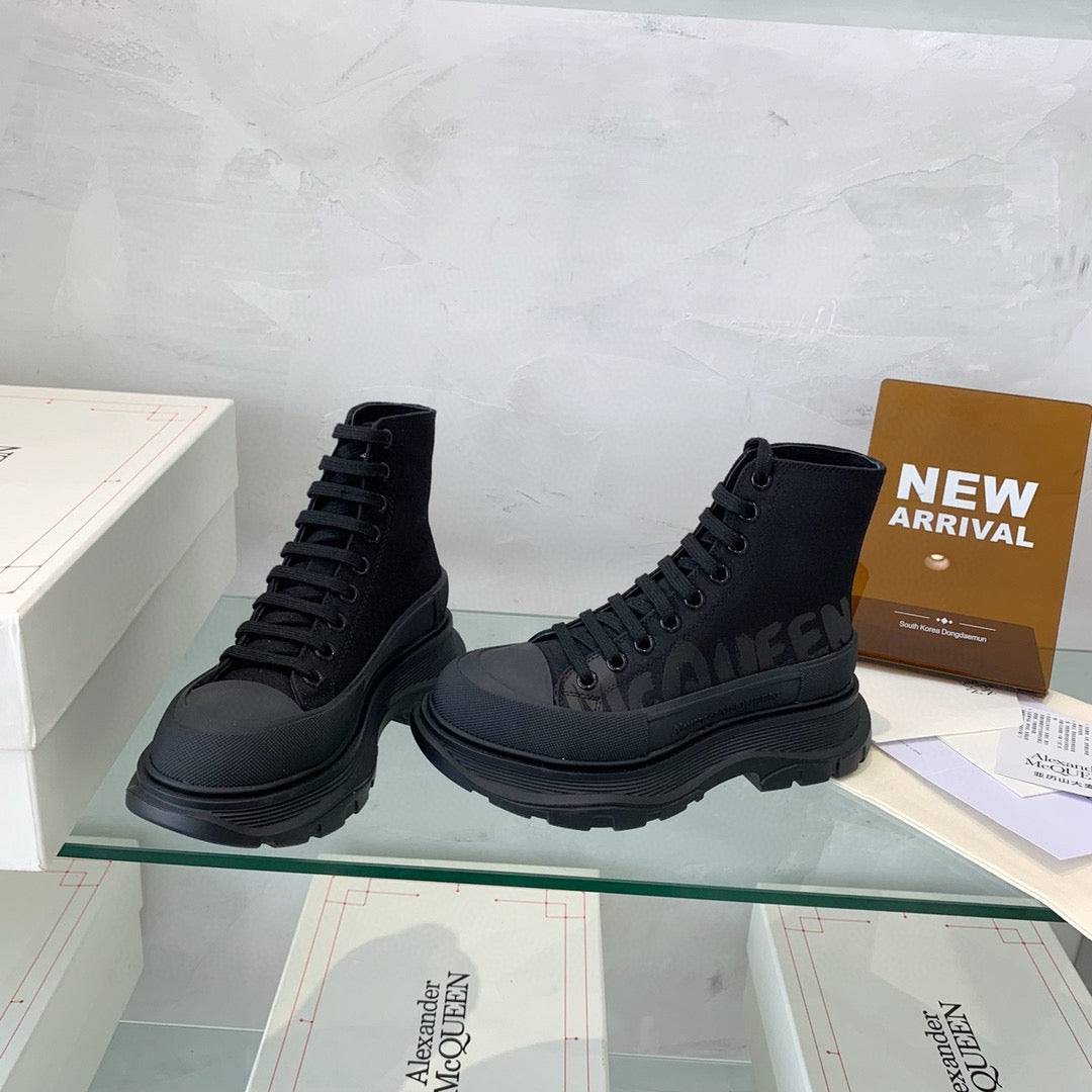 Alexander McQueen Sneakers