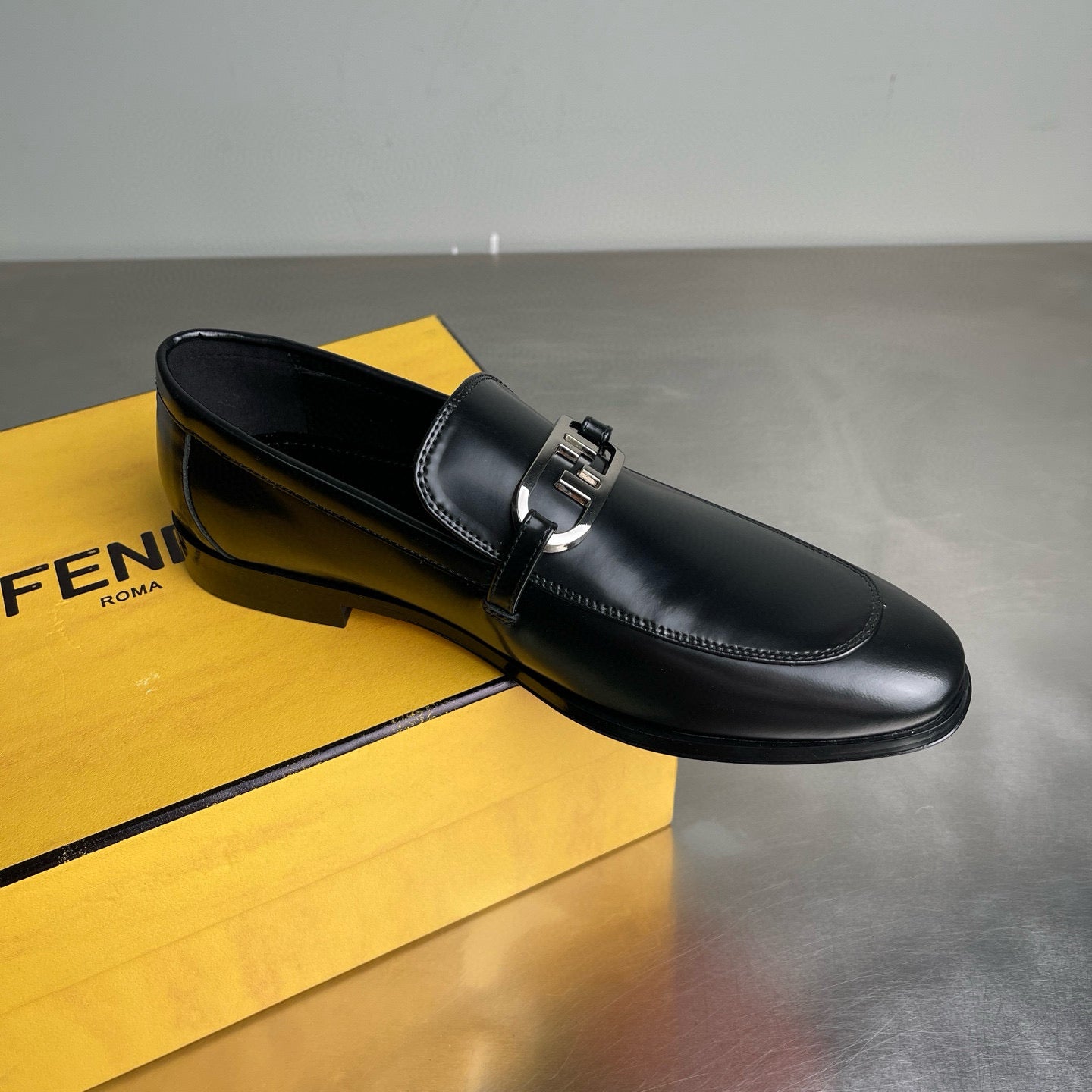 Fendi Loafer