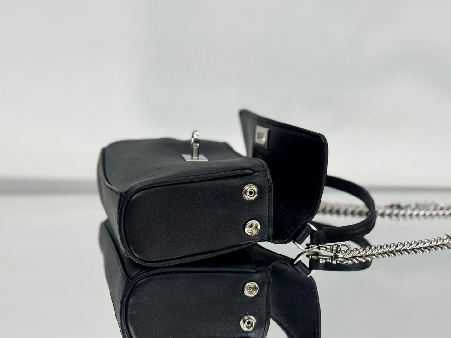 BLCG Rodeo chain Nano Shoulder Bag(16x9.9x4.5cm)