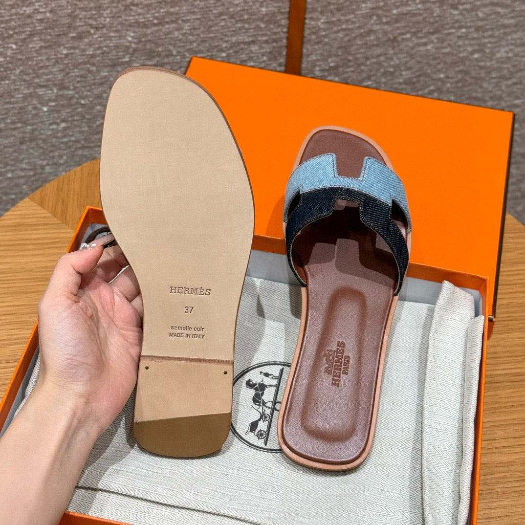 Hermes Slippers