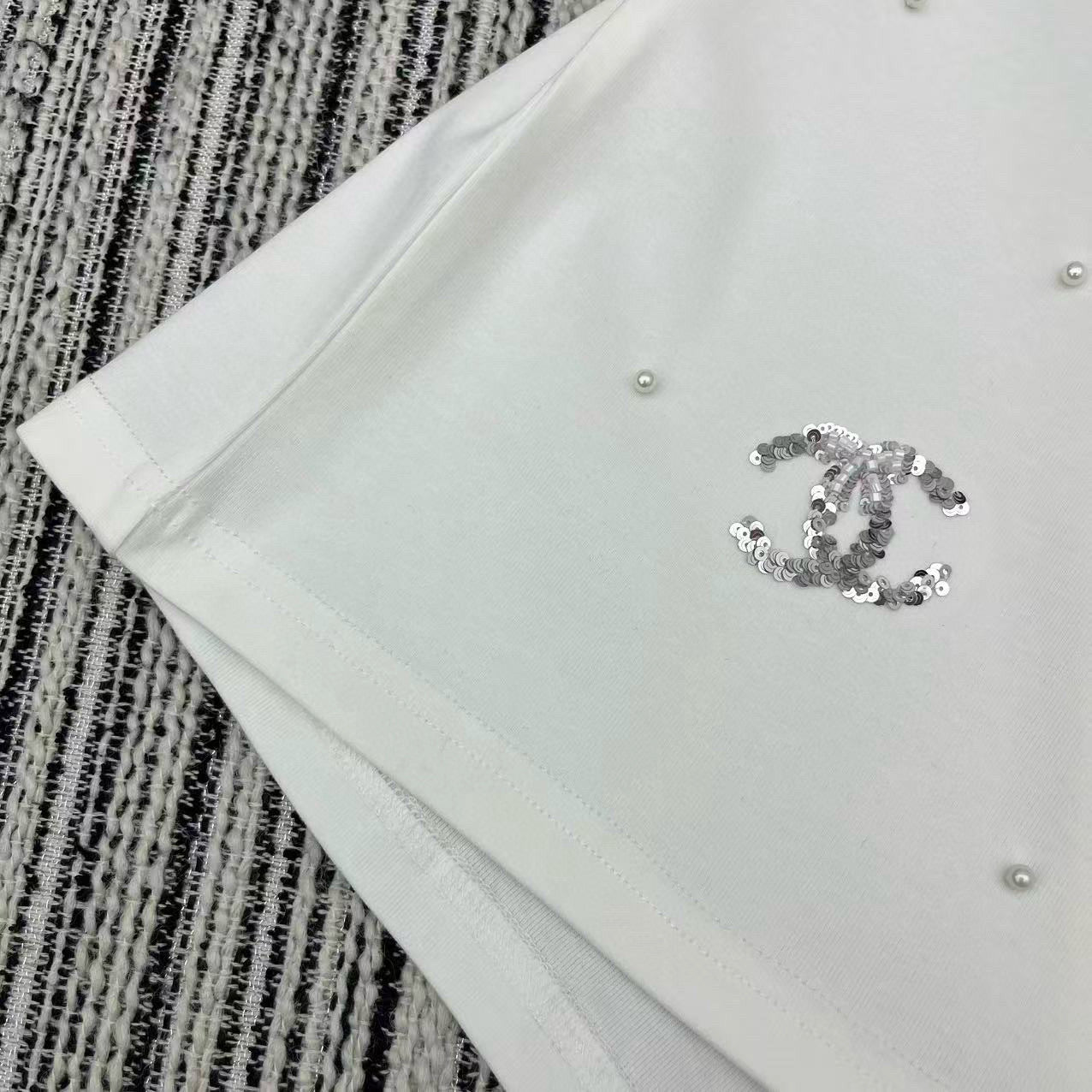 Chanel T-Shirt