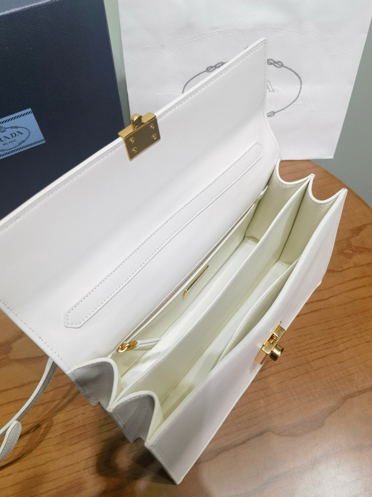 PD Soft Sound Shoulder Bag 28x16x10cm
