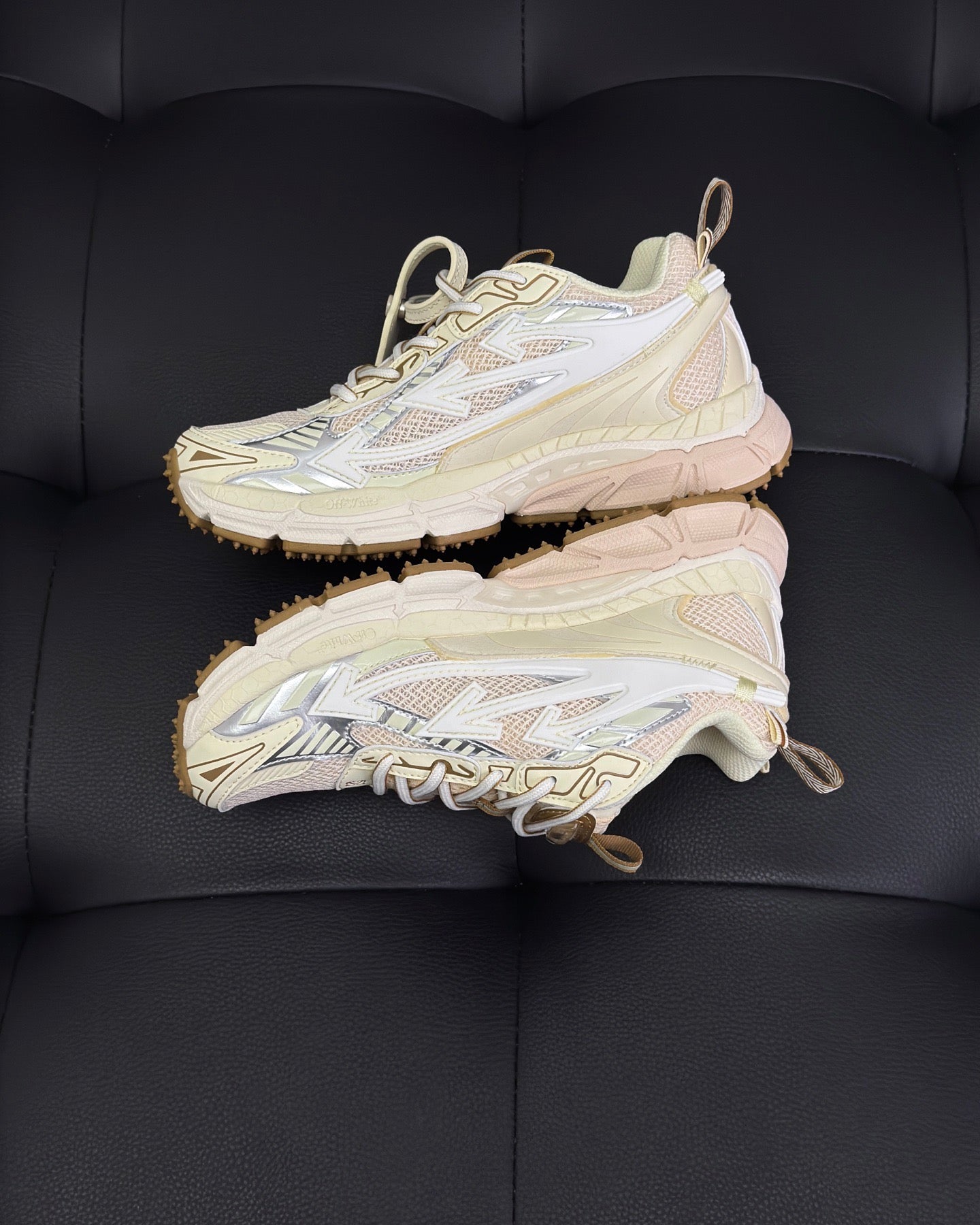 Off-White ODSY 1000 Sneaker