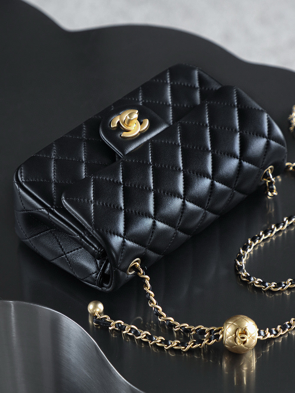 Chanel CF Mini Bag (13x20x7cm)