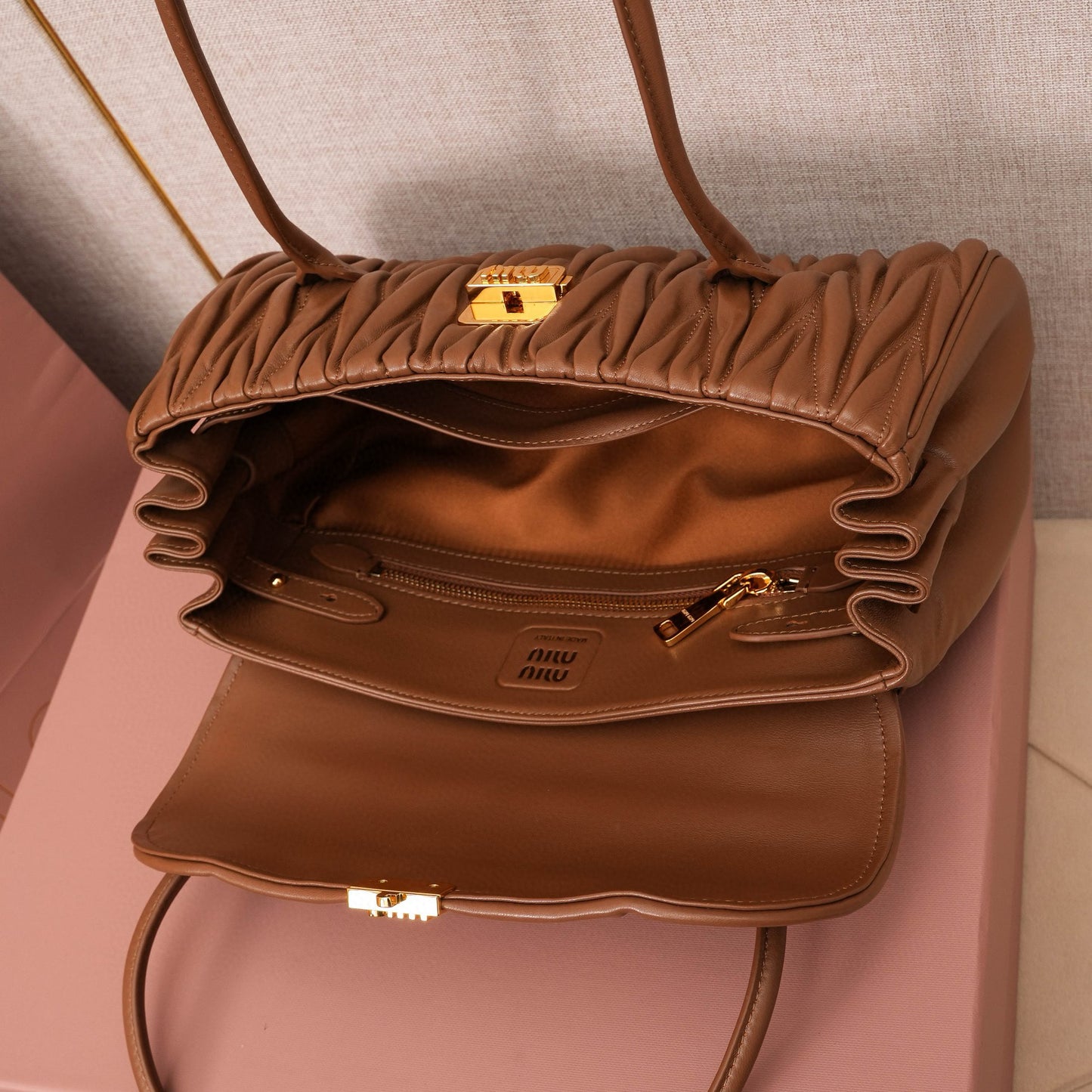 Miu Miu Shoulder Bag 28x15x11cm