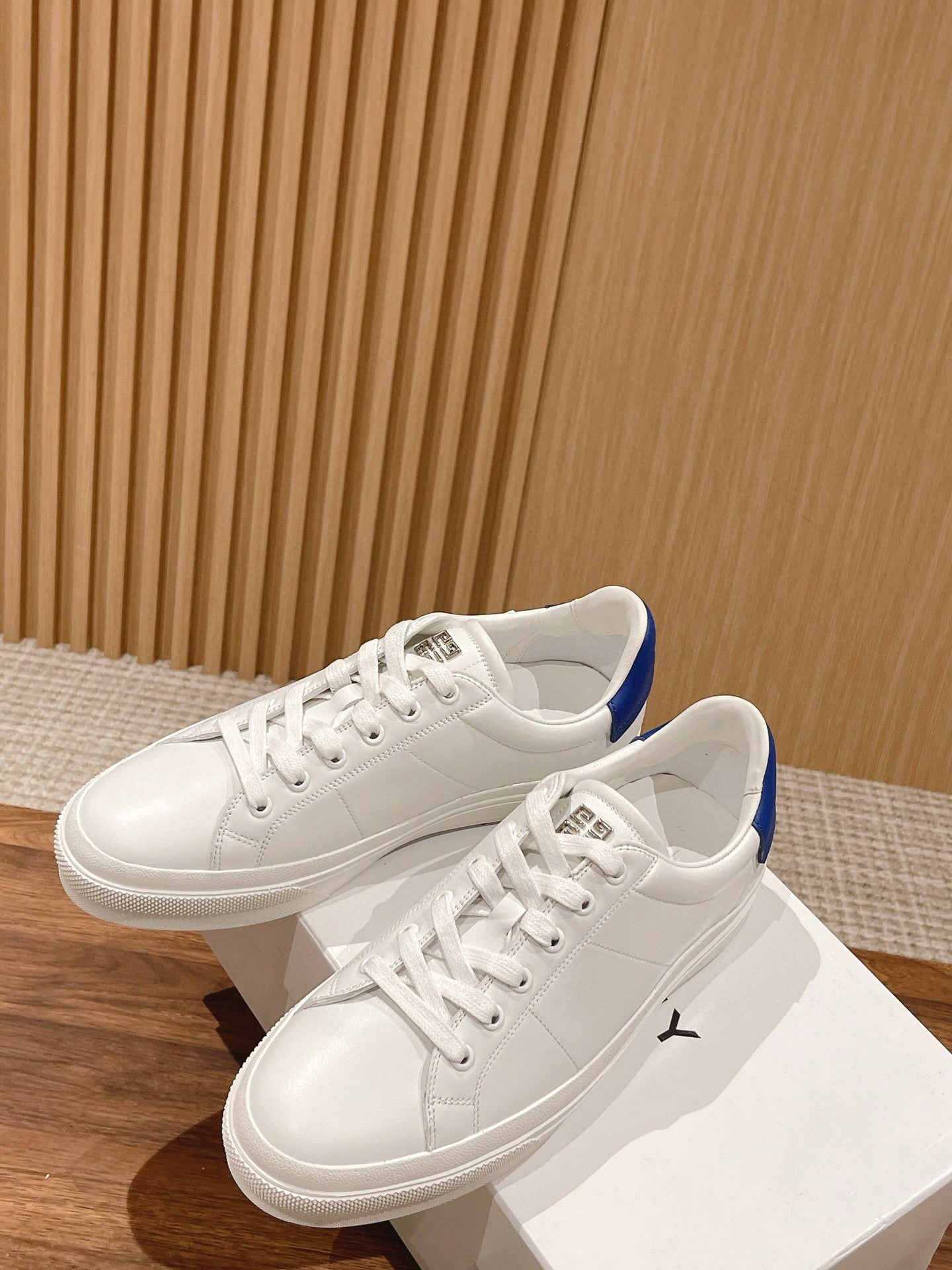 Givenchy Sneakers