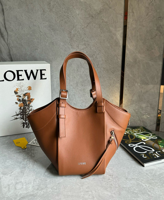 Loewe Hammock Flip Shoulder Bag(15x22.5x22cm)