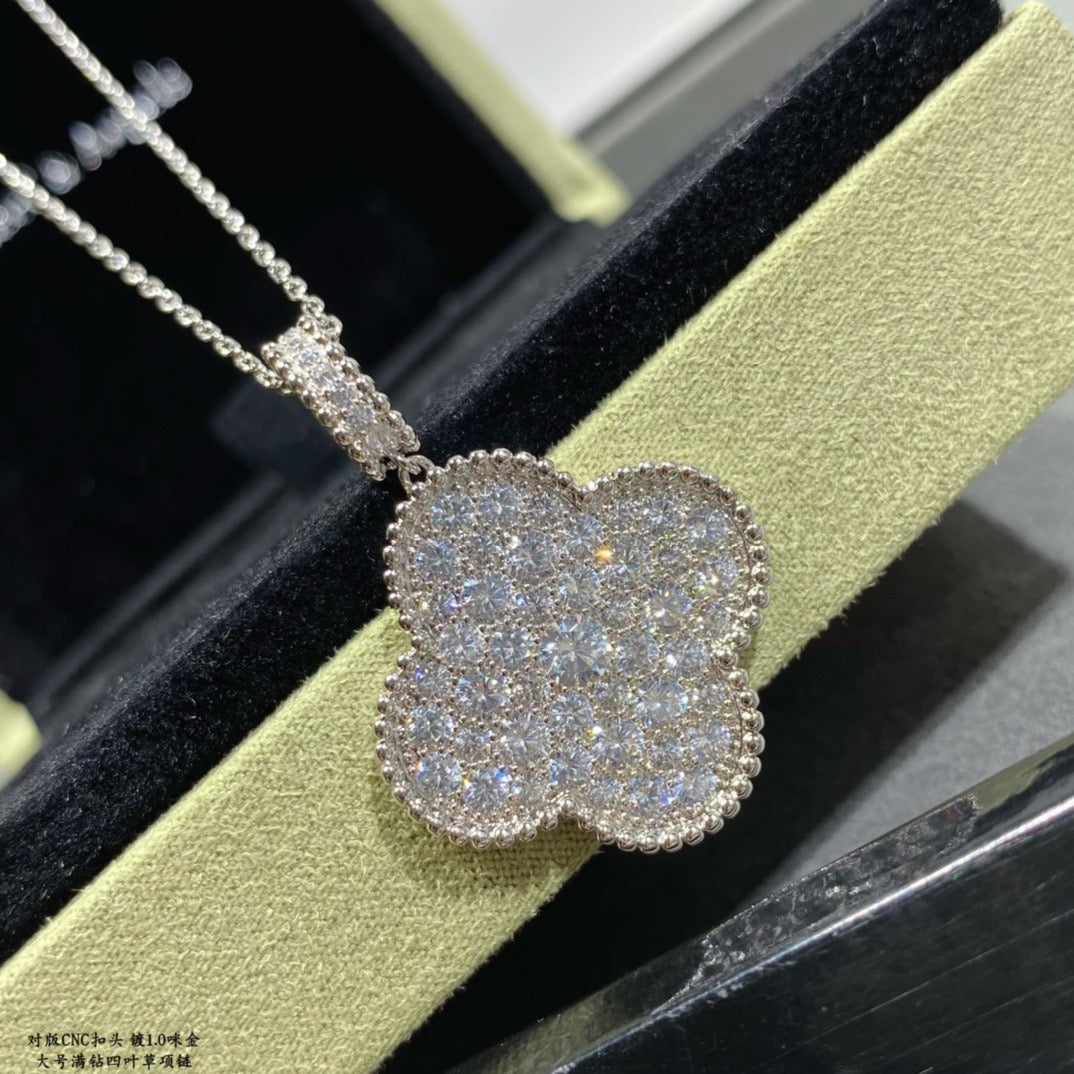 Van Cleef & Arpels Necklace