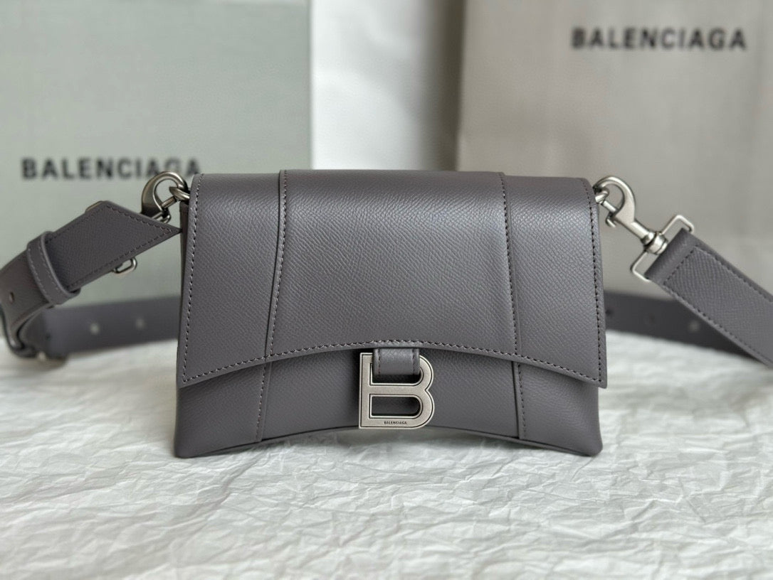 BLCG Downtown Treize Leather Hourglass Shoulder Bag(20x5x13cm)