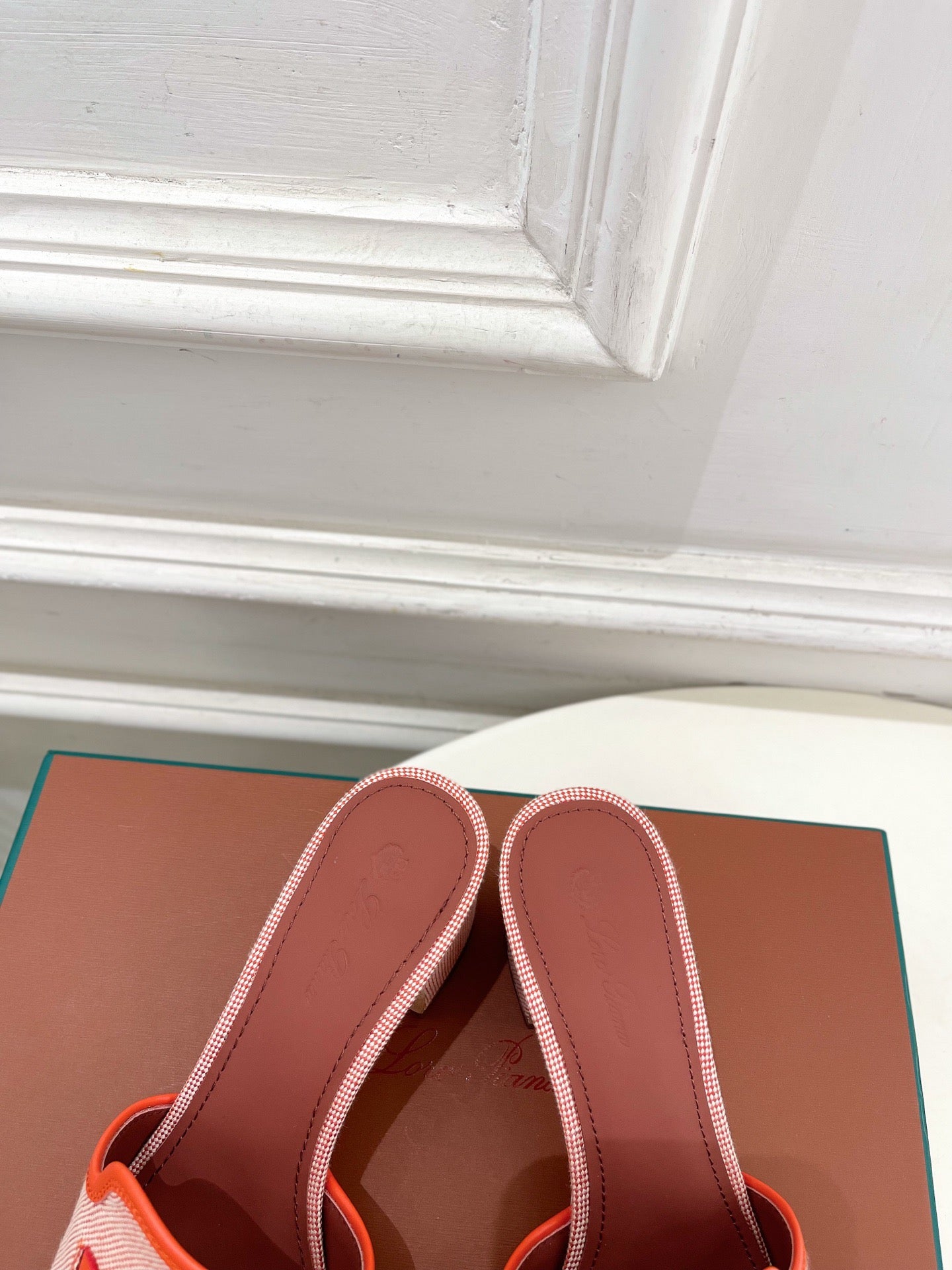 LP Sandals