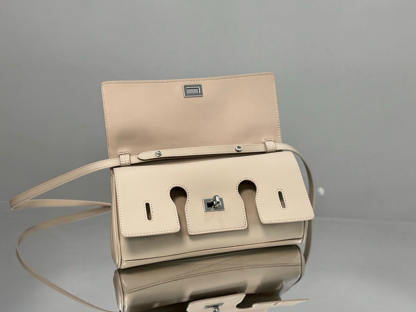 BLCG BelAir Leather Shoulder Bag(26.9x13.9x5.3cm)