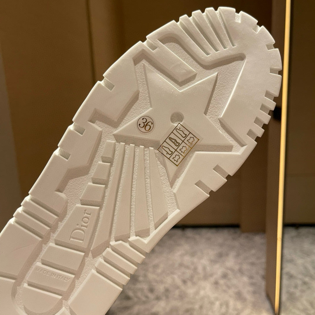 Dior Sneakers