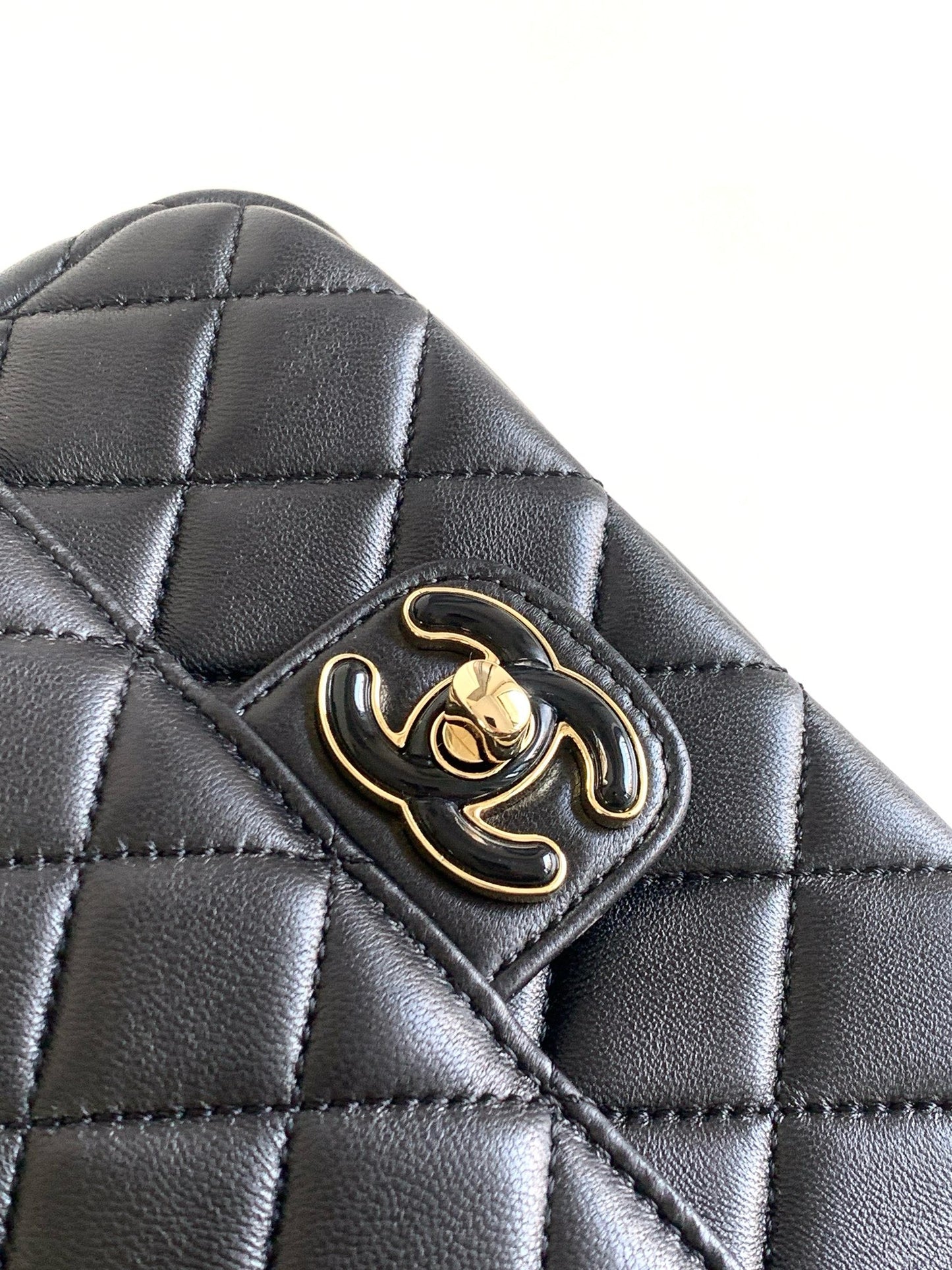 Chanel 23K CF Bag