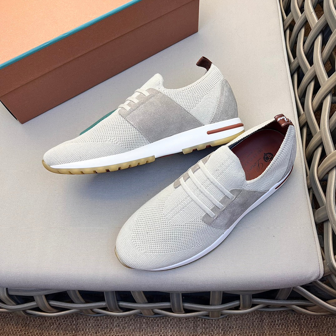 LP Sneakers