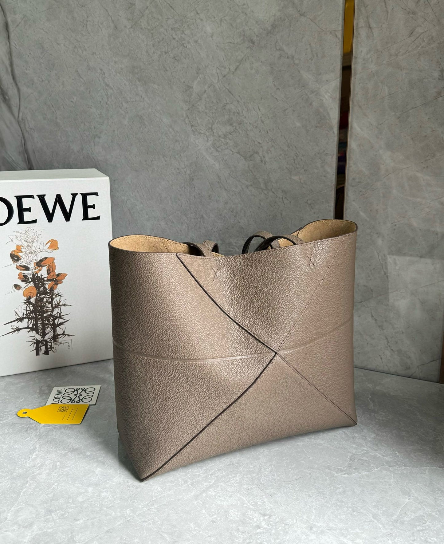Loewe Puzzle Fold Tote Bag(31.5x12.5x29cm)