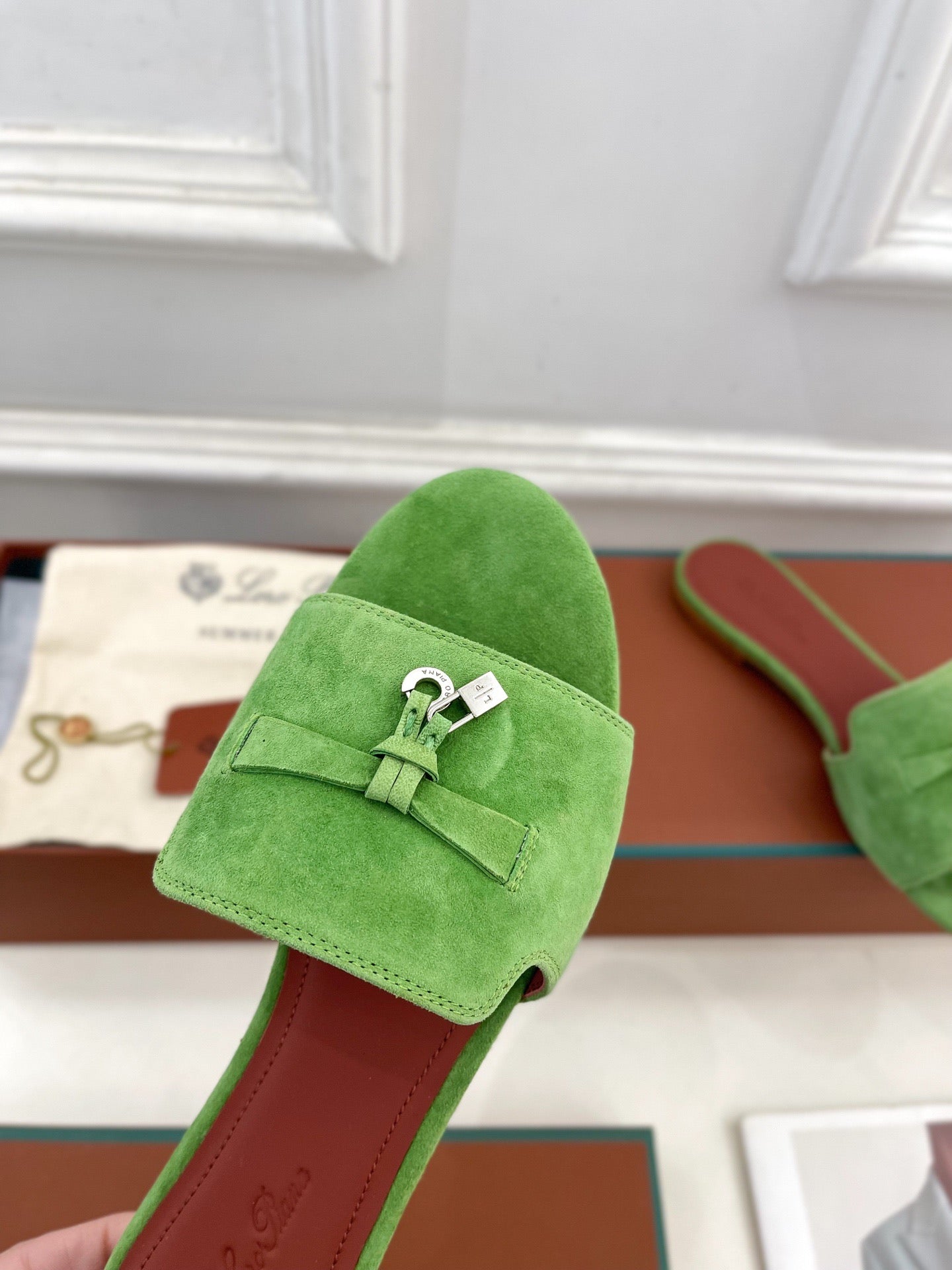 LP Sandals