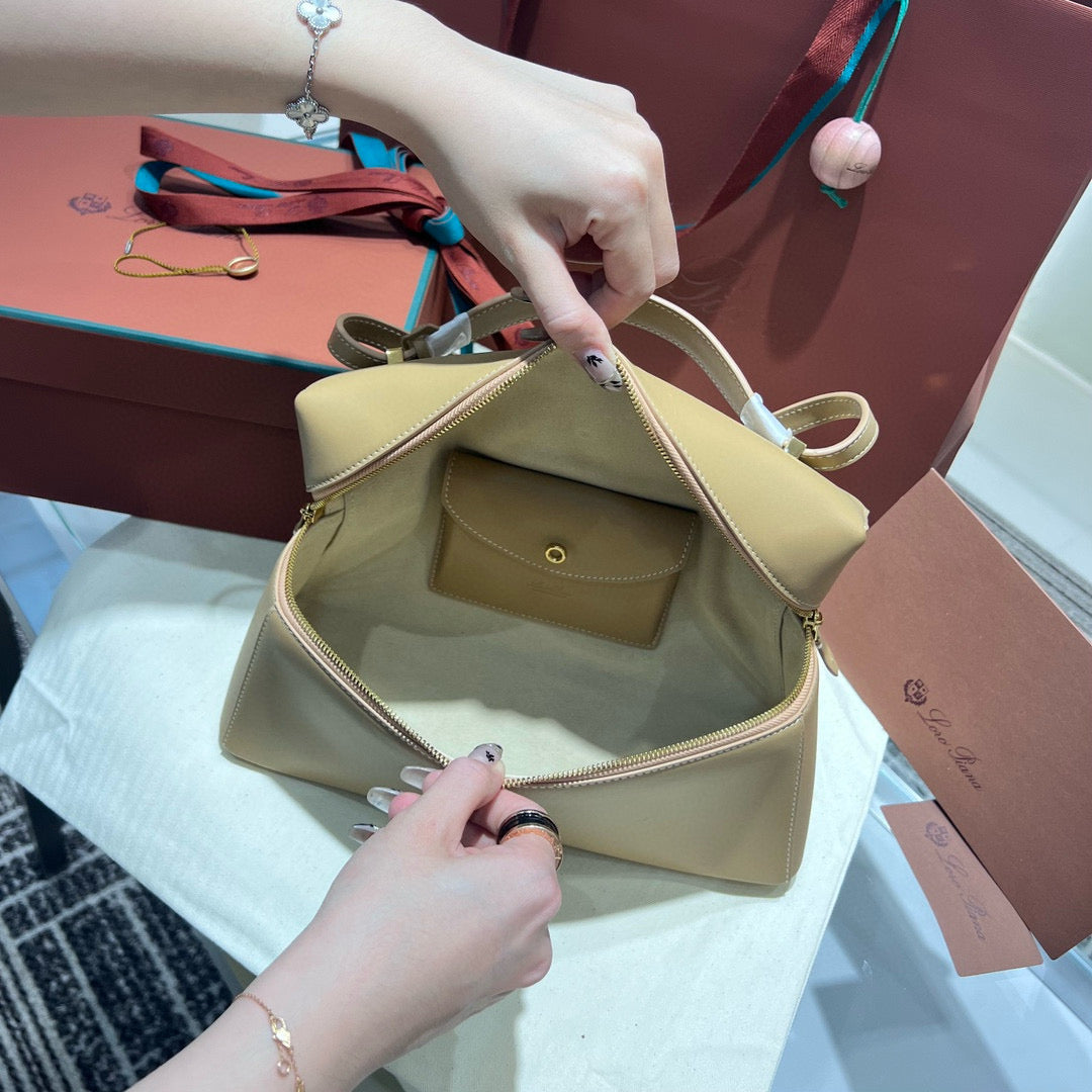 Loro Piana Extra Bag 27