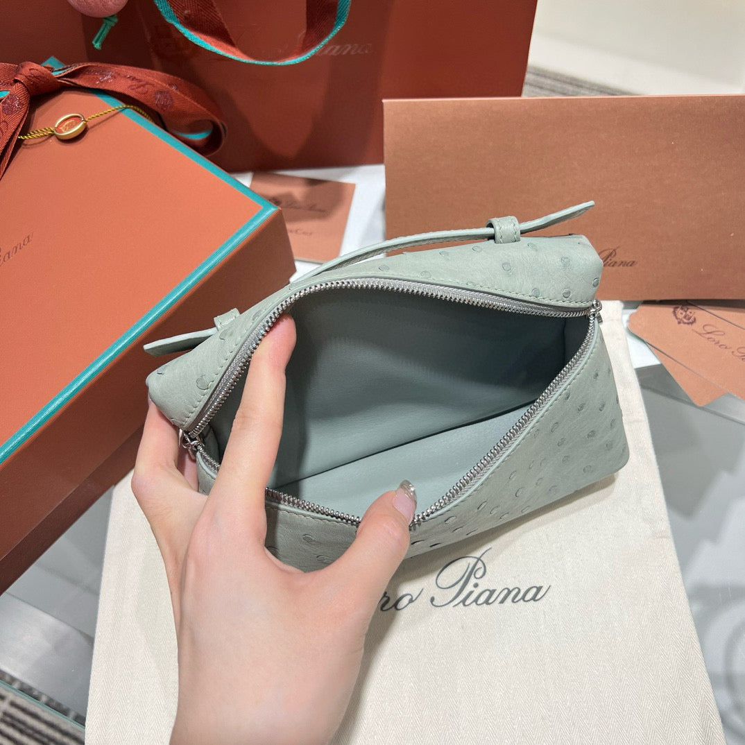 Loro Piana 19 Bag 19x7x12cm