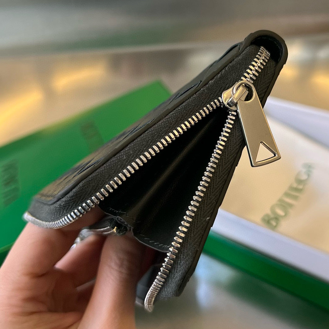 Bottega Veneta Long Zipped Wallet