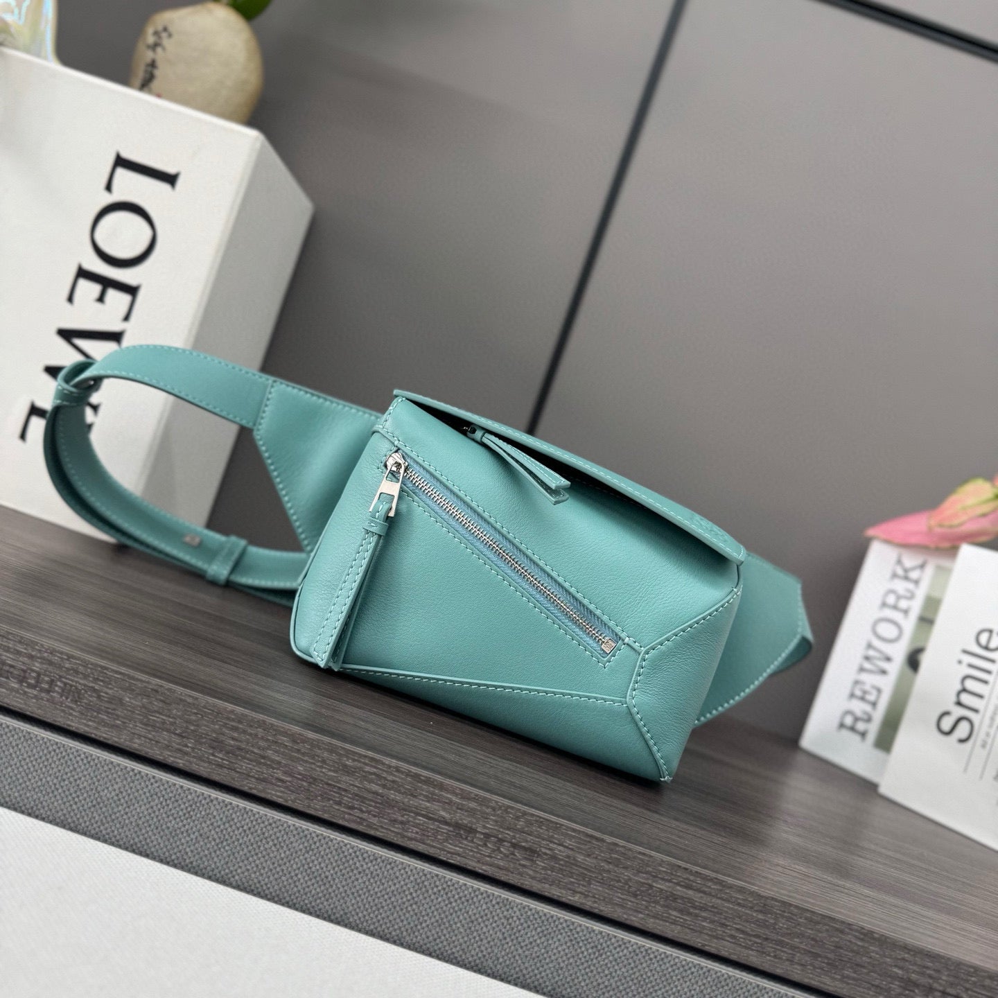 Loewe Puzzle Bag 17.5x7.5x11.5CM