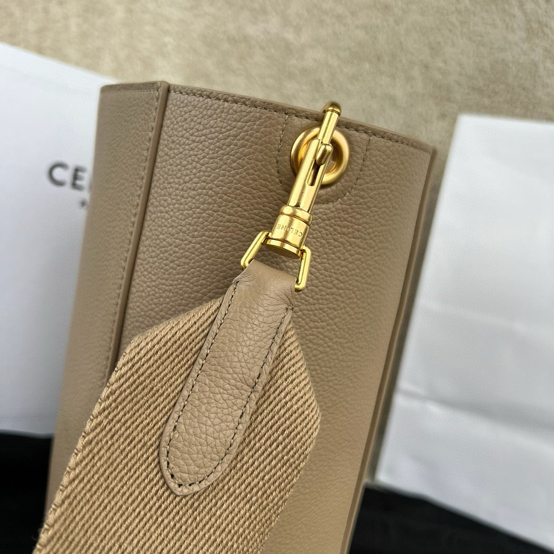 Celine Sangle Bucket