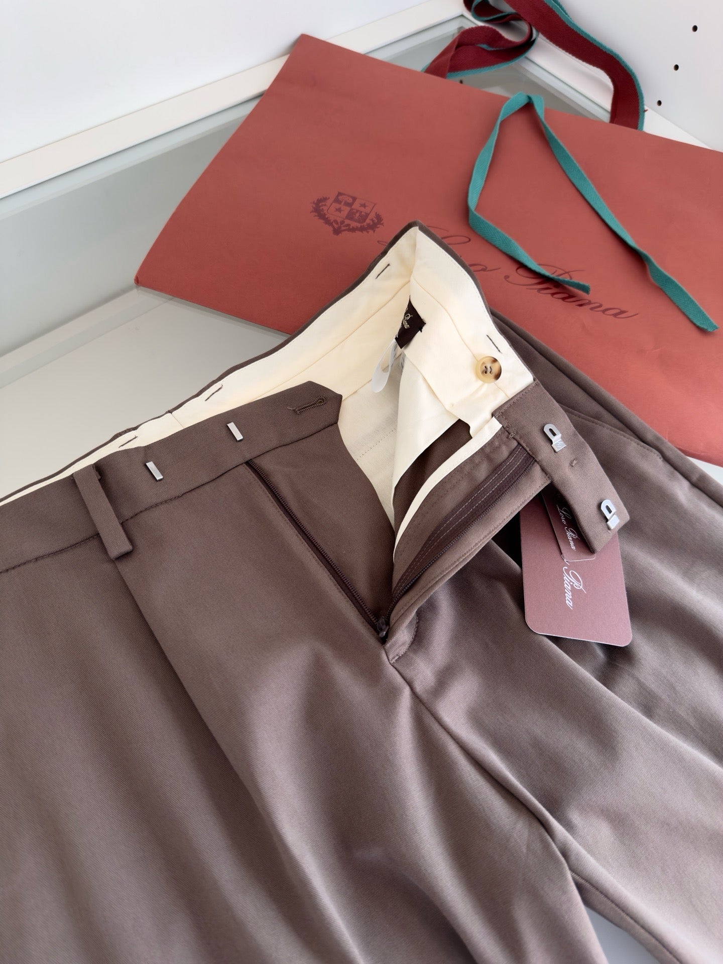 LP Long Pants
